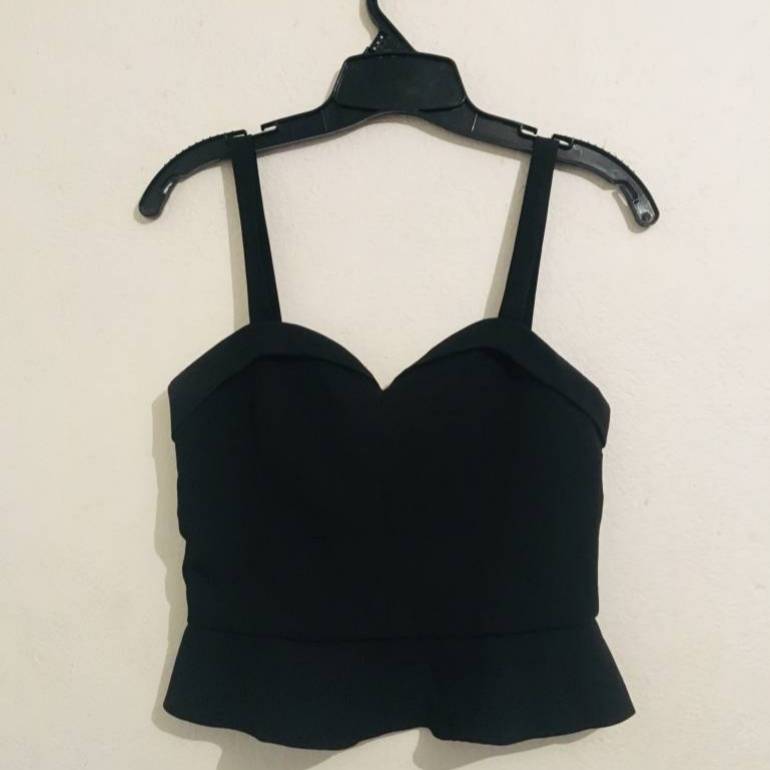 Top negro bershka clearance