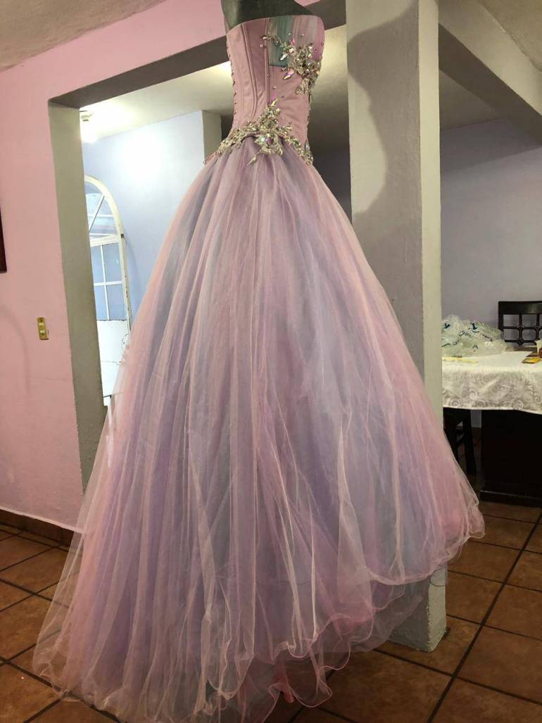 Vestido XV Amaraby Multicolor de Otras marcas de segunda mano - GoTrendier