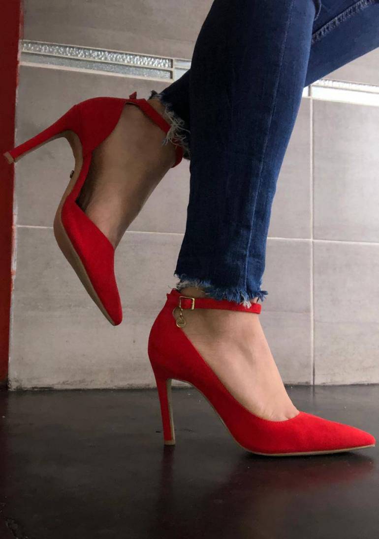 Tacones rojos LOB de segunda mano - GoTrendier